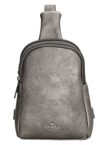 Charm Brusttasche "Tottenham" in Grau - (B)11 x (H)16,5 x (T)4 cm