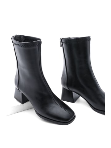 trendyol Botki w kolorze czarnym