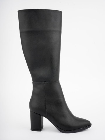 trendyol Botki w kolorze czarnym