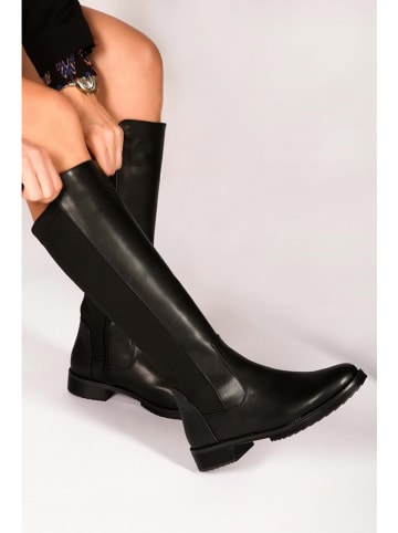 trendyol Stiefel in Schwarz