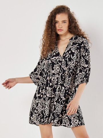 Apricot Kleid in Schwarz/ Weiß