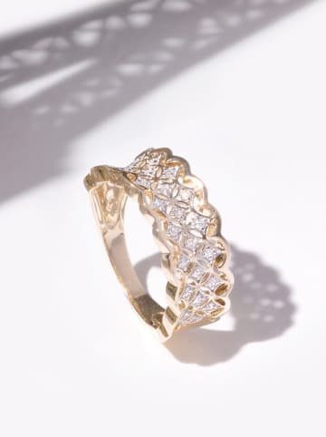CARATELLI Złoty pierścionek "Arlinda" z diamentami