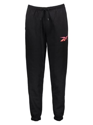 Reebok Spodnie dresowe "Vector Graphic" w kolorze czarnym