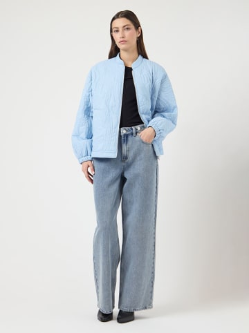 YAS Blouson lichtblauw