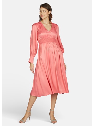 Kleo Sukienka w kolorze jasnoróżowym