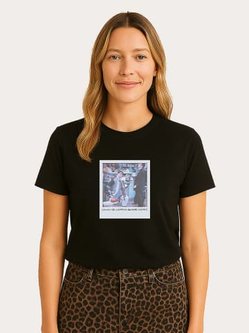 WOOOP Koszulka "Friends Official Anymore Clothes" w kolorze czarnym