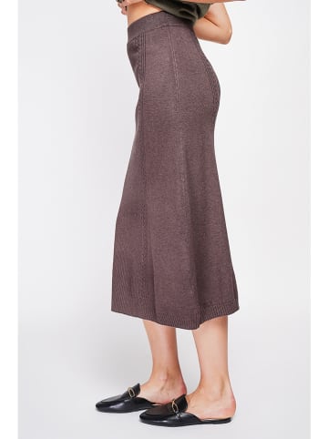 William de Faye Rok bruin