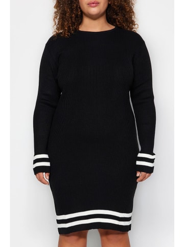 trendyol Sukienka w kolorze czarnym