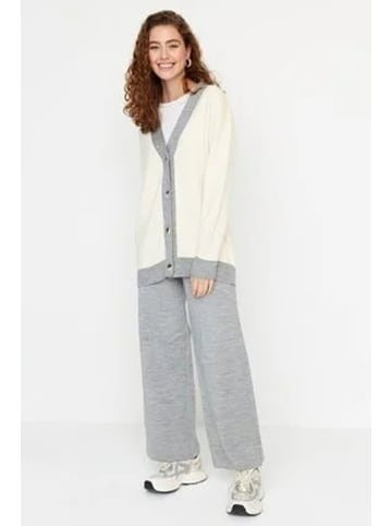 trendyol 2tlg. Outfit in Grau/ Beige