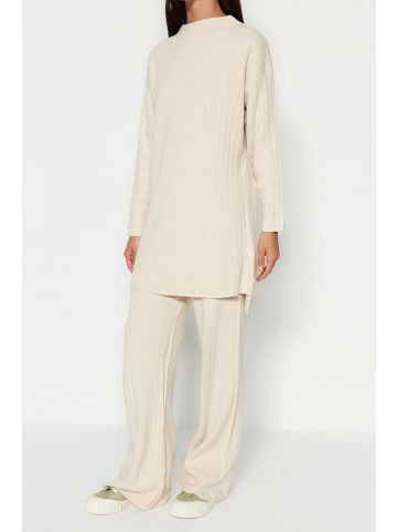 trendyol 2-delige outfit crème