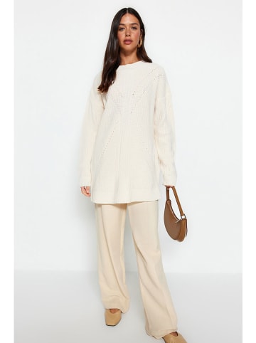 trendyol Pullover in Creme
