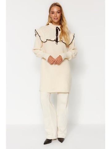 trendyol Pullover in Creme