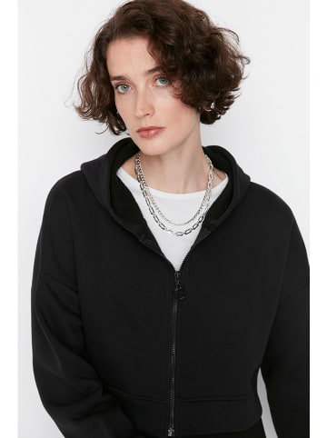 trendyol Sweatjacke in Schwarz