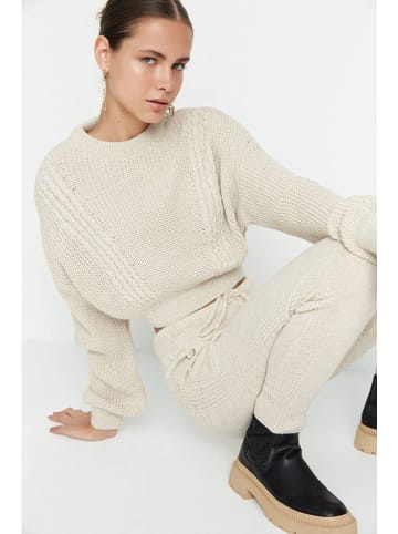 trendyol 2-delige outfit crème