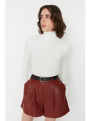trendyol Rollkragenpullover in Creme