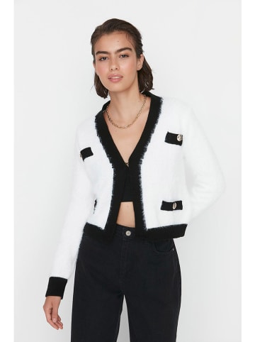 trendyol Cardigan in Creme/ Schwarz