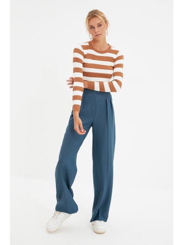 trendyol Marlenehose in Blau