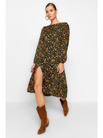 trendyol Kleid in Bunt