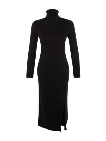 trendyol Kleid in Schwarz