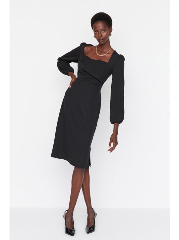 trendyol Jurk zwart