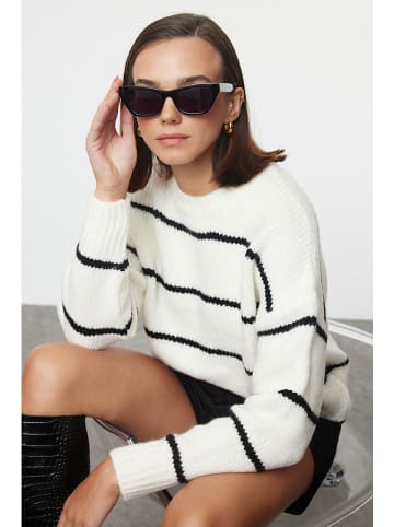 trendyol Trui wit/zwart