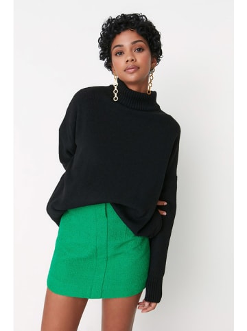 trendyol Rollkragenpullover in Schwarz