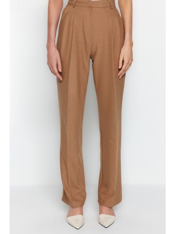 trendyol Marlenehose in Camel