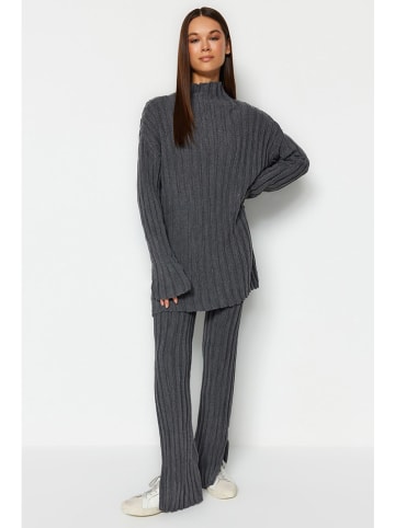 trendyol 2-delige outfit antraciet