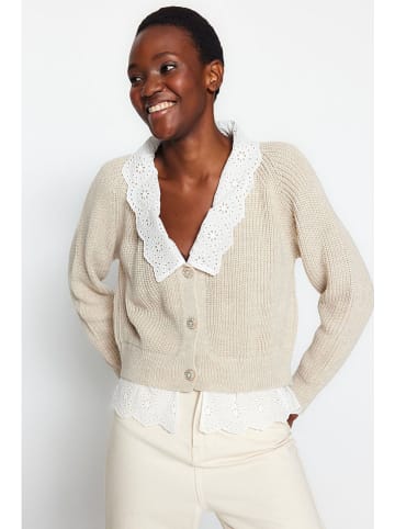 trendyol Cardigan in Sand