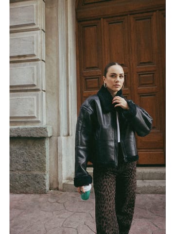 trendyol Kunstlederjacke in Schwarz