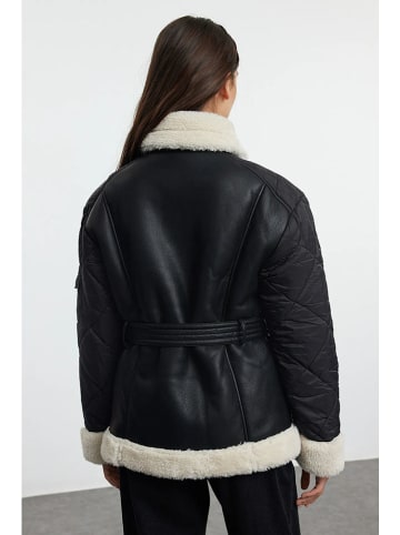 trendyol Kunstlederjacke in Schwarz