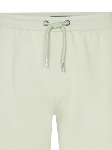 Petrol Industries Sweatshorts in Grün