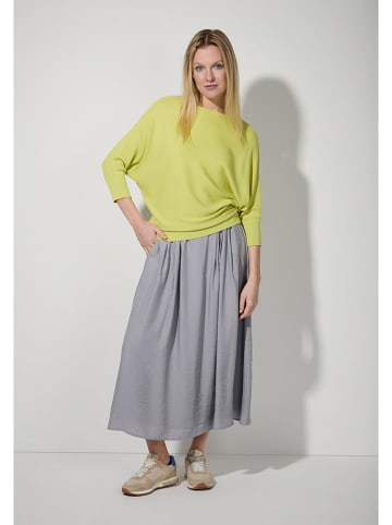 More & More Rock in Grau