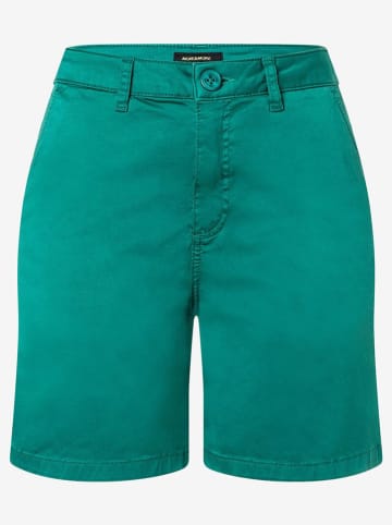 More & More Shorts in Grün