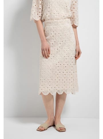 More & More Rock in Creme