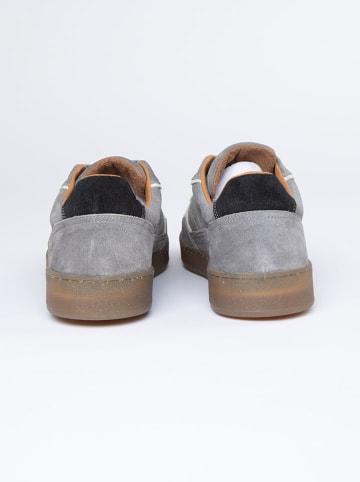 PAUL VESTERBRO Skórzane sneakersy w kolorze szarym