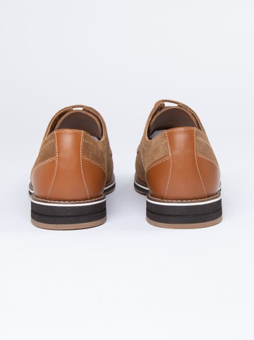 PAUL VESTERBRO Leren veterschoenen lichtbruin