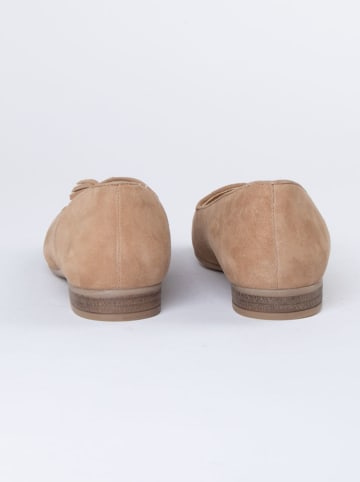 JOLANA & FENENA Leren instappers beige