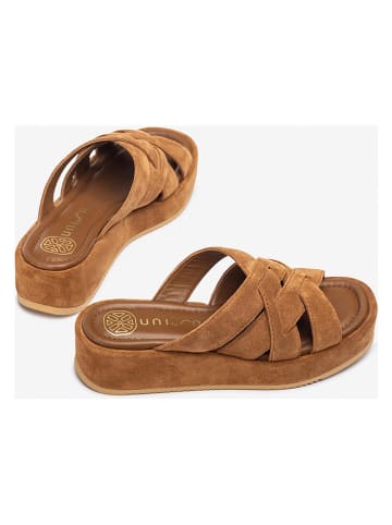 Unisa Leder-Keilpantoletten in Hellbraun