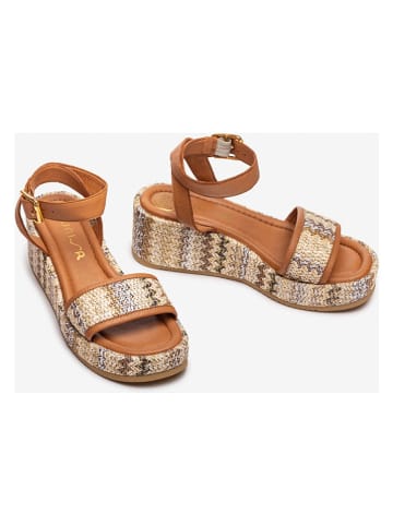 Unisa Leder-Keilsandaletten in Hellbraun