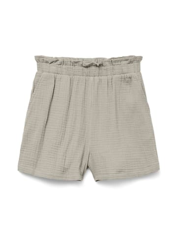 Vero Moda Shorts in Beige