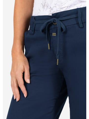 Timezone Szorty "Cameron" w kolorze granatowym