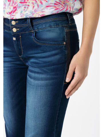 Timezone Spijkercapribroek "Enya" - slim fit - donkerblauw