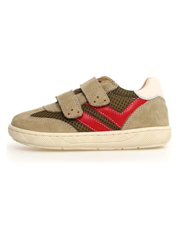 Naturino Skórzane sneakersy "Kevis" w kolorze beżowym