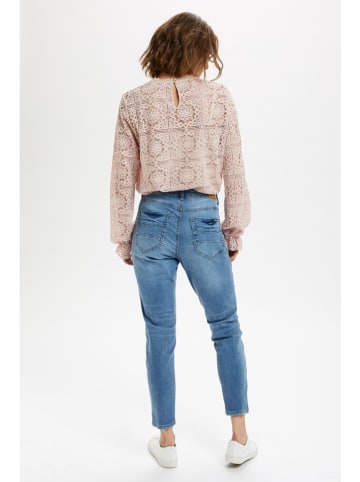 Cream Bluse in Beige