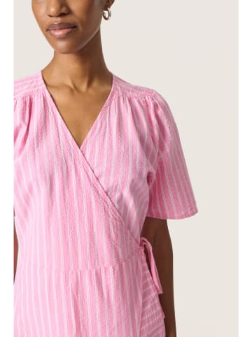 Soaked in Luxury Kleid in Pink/ Weiß