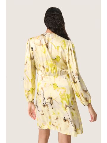 Soaked in Luxury Kleid in Gelb