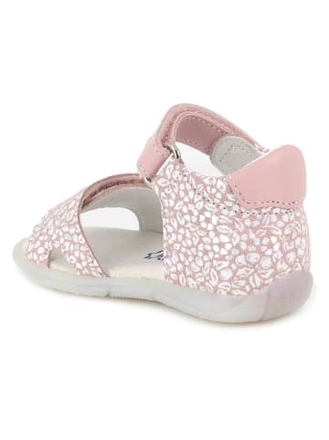 Primigi Skórzane sandały w kolorze jasnoróżowym
