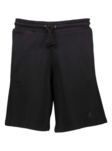 adidas Sweatshorts in Schwarz