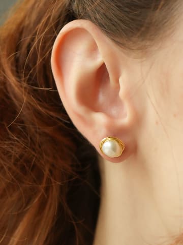 Pierres de Jade Vergold. Ohrstecker mit Perlen